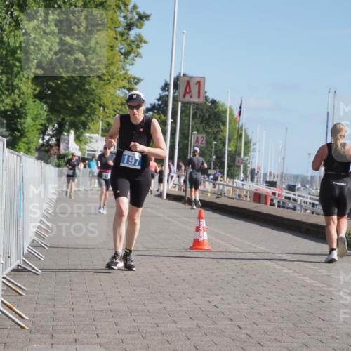 17.08.2025 - KN Förde Triathlon 2025 KatJ http://msf.ph/oto/8584695 17.08.2025 10:33:40 Laufen 197 meine-sportfotos.de