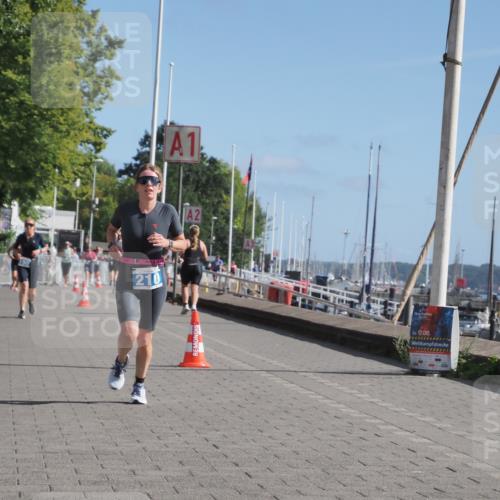 17.08.2025 - KN Förde Triathlon 2025 KatJ http://msf.ph/oto/8584841 17.08.2025 10:33:47 Laufen 210 meine-sportfotos.de