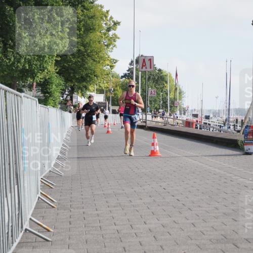 17.08.2025 - KN Förde Triathlon 2025 KatJ http://msf.ph/oto/8584843 17.08.2025 10:10:18 Laufen 121, 228 meine-sportfotos.de