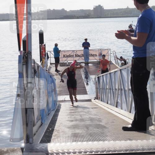 17.08.2025 - KN Förde Triathlon 2025 MichiJ http://msf.ph/oto/8584887 17.08.2025 09:23:15 Schwimmen 234, 237, 218, 225, 237 meine-sportfotos.de