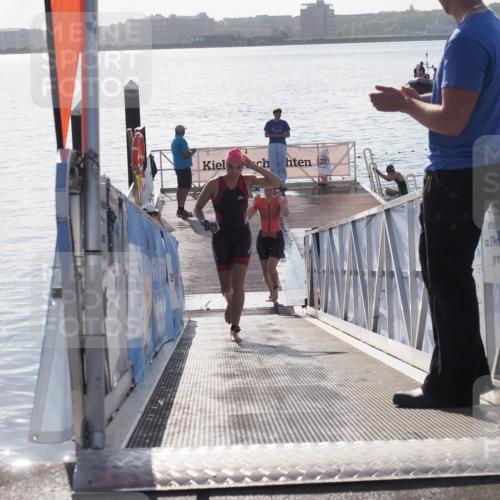 17.08.2025 - KN Förde Triathlon 2025 MichiJ http://msf.ph/oto/8584922 17.08.2025 09:23:16 Schwimmen 225, 237, 218, 225, 237 meine-sportfotos.de