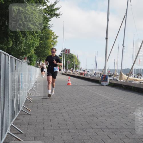 17.08.2025 - KN Förde Triathlon 2025 KatJ http://msf.ph/oto/8584944 17.08.2025 10:10:24 Laufen 121, 228 meine-sportfotos.de
