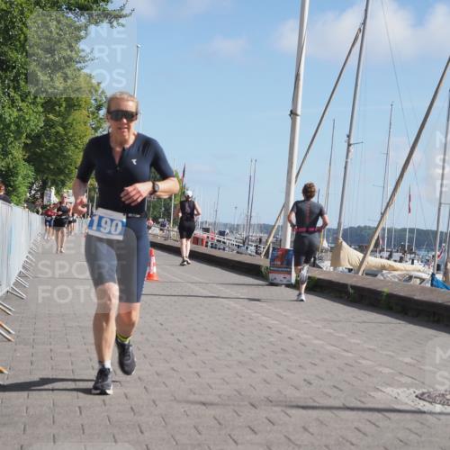 17.08.2025 - KN Förde Triathlon 2025 KatJ http://msf.ph/oto/8585012 17.08.2025 10:33:57 Laufen 183, 190 meine-sportfotos.de