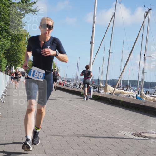 17.08.2025 - KN Förde Triathlon 2025 KatJ http://msf.ph/oto/8585029 17.08.2025 10:33:57 Laufen 183, 190 meine-sportfotos.de