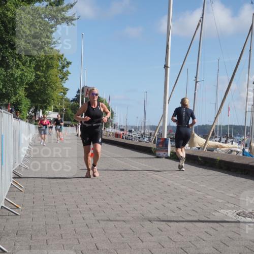 17.08.2025 - KN Förde Triathlon 2025 KatJ http://msf.ph/oto/8585057 17.08.2025 10:34:04 Laufen 183 meine-sportfotos.de