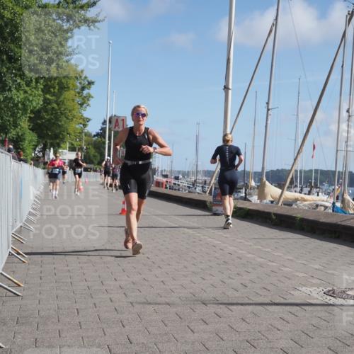 17.08.2025 - KN Förde Triathlon 2025 KatJ http://msf.ph/oto/8585099 17.08.2025 10:34:05 Laufen 137, 183 meine-sportfotos.de