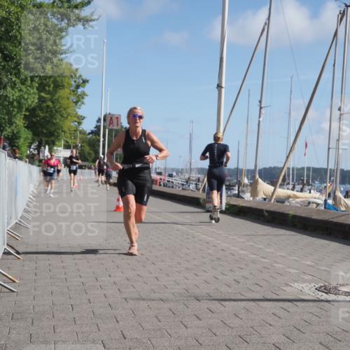 17.08.2025 - KN Förde Triathlon 2025 KatJ http://msf.ph/oto/8585106 17.08.2025 10:34:05 Laufen 137, 183 meine-sportfotos.de