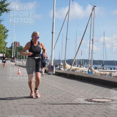 17.08.2025 - KN Förde Triathlon 2025 KatJ http://msf.ph/oto/8585155 17.08.2025 10:34:06 Laufen 137, 183, 244 meine-sportfotos.de