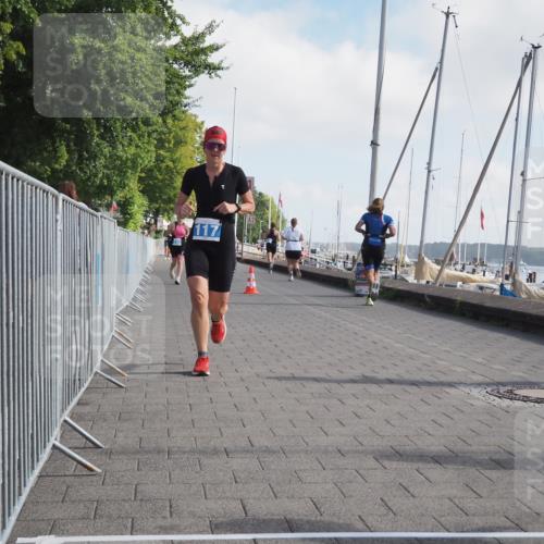 17.08.2025 - KN Förde Triathlon 2025 KatJ http://msf.ph/oto/8585309 17.08.2025 10:10:50 Laufen 115, 117, 120 meine-sportfotos.de