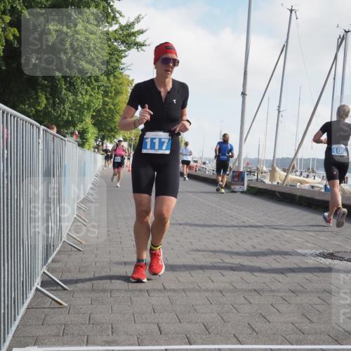 17.08.2025 - KN Förde Triathlon 2025 KatJ http://msf.ph/oto/8585332 17.08.2025 10:10:50 Laufen 115, 117, 120 meine-sportfotos.de