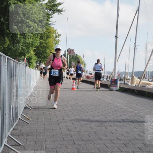 17.08.2025 - KN Förde Triathlon 2025 KatJ http://msf.ph/oto/8585348 17.08.2025 10:10:55 Laufen 120 meine-sportfotos.de