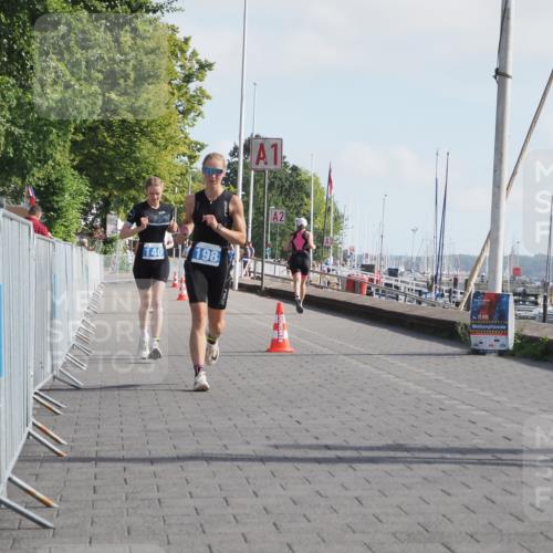 17.08.2025 - KN Förde Triathlon 2025 KatJ http://msf.ph/oto/8585491 17.08.2025 10:11:11 Laufen 140, 189, 198 meine-sportfotos.de