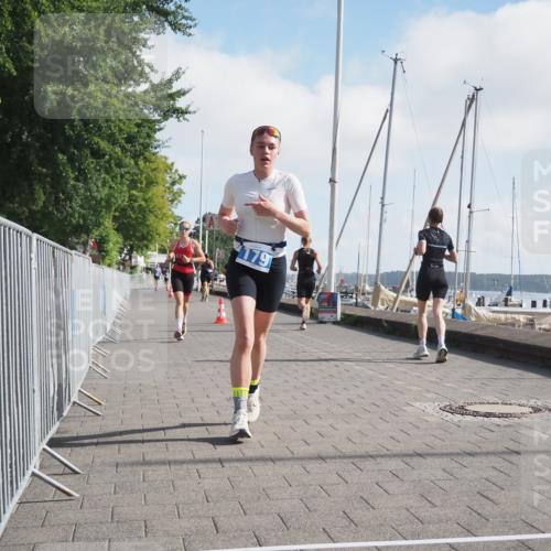 17.08.2025 - KN Förde Triathlon 2025 KatJ http://msf.ph/oto/8585630 17.08.2025 10:11:21 Laufen 101, 179 meine-sportfotos.de