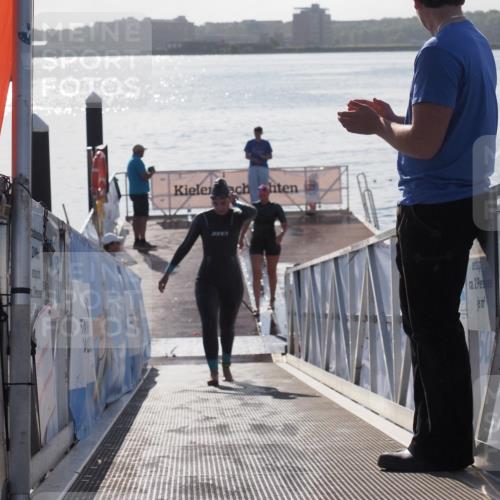 17.08.2025 - KN Förde Triathlon 2025 MichiJ http://msf.ph/oto/8585639 17.08.2025 09:25:15 Schwimmen 248, 251, 199, 248 meine-sportfotos.de