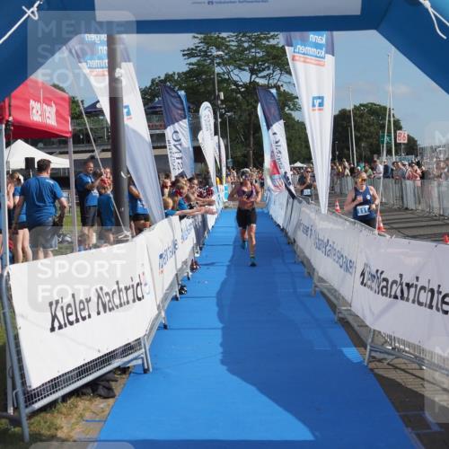 17.08.2025 - KN Förde Triathlon 2025 MichiJ http://msf.ph/oto/8585682 17.08.2025 10:19:46 Laufen 114 meine-sportfotos.de