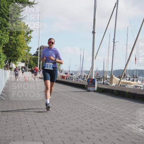 17.08.2025 - KN Förde Triathlon 2025 KatJ http://msf.ph/oto/8585695 17.08.2025 10:11:38 Laufen 192 meine-sportfotos.de