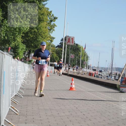 17.08.2025 - KN Förde Triathlon 2025 KatJ http://msf.ph/oto/8585724 17.08.2025 10:34:51 Laufen 195 meine-sportfotos.de