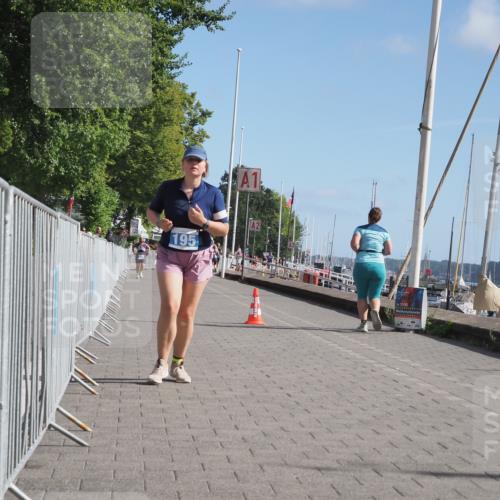 17.08.2025 - KN Förde Triathlon 2025 KatJ http://msf.ph/oto/8585842 17.08.2025 10:34:54 Laufen 195 meine-sportfotos.de