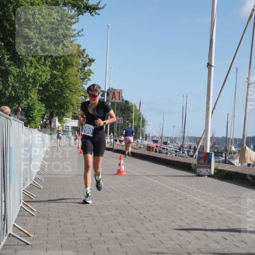 17.08.2025 - KN Förde Triathlon 2025 KatJ http://msf.ph/oto/8586012 17.08.2025 10:35:17 Laufen 200 meine-sportfotos.de