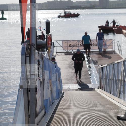 17.08.2025 - KN Förde Triathlon 2025 MichiJ http://msf.ph/oto/8586059 17.08.2025 09:33:35 Schwimmen 238 meine-sportfotos.de