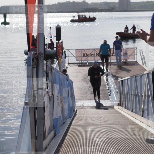 17.08.2025 - KN Förde Triathlon 2025 MichiJ http://msf.ph/oto/8586072 17.08.2025 09:33:35 Schwimmen 238 meine-sportfotos.de