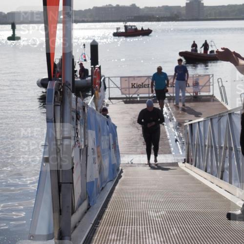17.08.2025 - KN Förde Triathlon 2025 MichiJ http://msf.ph/oto/8586085 17.08.2025 09:33:36 Schwimmen 238, 238 meine-sportfotos.de
