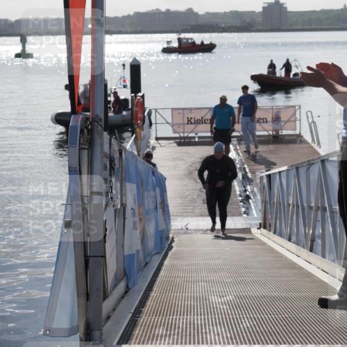 17.08.2025 - KN Förde Triathlon 2025 MichiJ http://msf.ph/oto/8586092 17.08.2025 09:33:36 Schwimmen 238, 238 meine-sportfotos.de