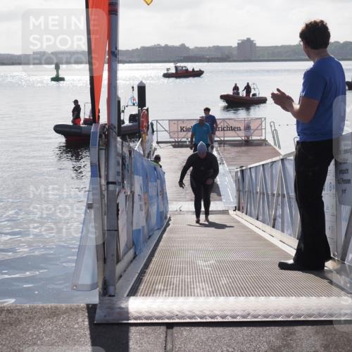 17.08.2025 - KN Förde Triathlon 2025 MichiJ http://msf.ph/oto/8586126 17.08.2025 09:33:39 Schwimmen 238, 238 meine-sportfotos.de