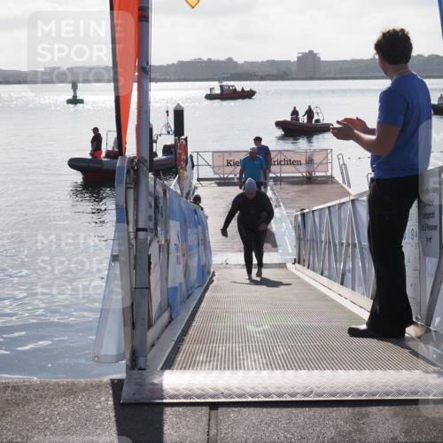 17.08.2025 - KN Förde Triathlon 2025 MichiJ http://msf.ph/oto/8586128 17.08.2025 09:33:39 Schwimmen 238, 238 meine-sportfotos.de