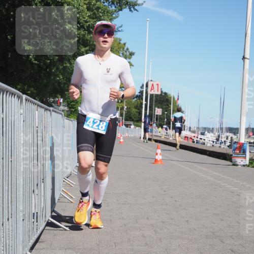 17.08.2025 - KN Förde Triathlon 2025 KatJ http://msf.ph/oto/8586264 17.08.2025 13:27:06 Laufen 403, 428, 433 meine-sportfotos.de
