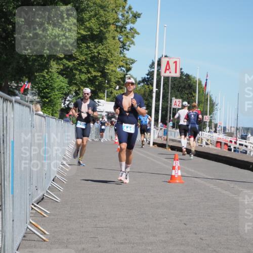 17.08.2025 - KN Förde Triathlon 2025 KatJ http://msf.ph/oto/8586299 17.08.2025 13:27:20 Laufen 425, 441 meine-sportfotos.de