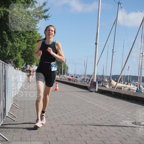 17.08.2025 - KN Förde Triathlon 2025 KatJ http://msf.ph/oto/8586309 17.08.2025 10:35:36 Laufen 182, 218 meine-sportfotos.de