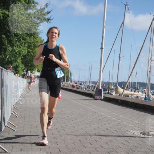 17.08.2025 - KN Förde Triathlon 2025 KatJ http://msf.ph/oto/8586312 17.08.2025 10:35:36 Laufen 182, 218 meine-sportfotos.de
