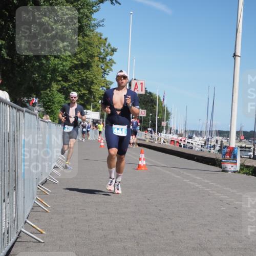17.08.2025 - KN Förde Triathlon 2025 KatJ http://msf.ph/oto/8586327 17.08.2025 13:27:22 Laufen 425, 441 meine-sportfotos.de