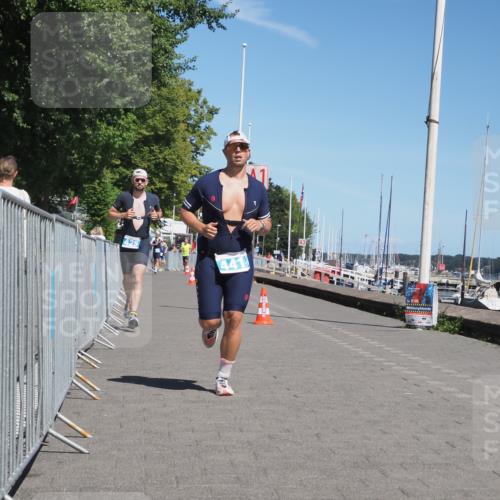 17.08.2025 - KN Förde Triathlon 2025 KatJ http://msf.ph/oto/8586337 17.08.2025 13:27:23 Laufen 425, 441 meine-sportfotos.de