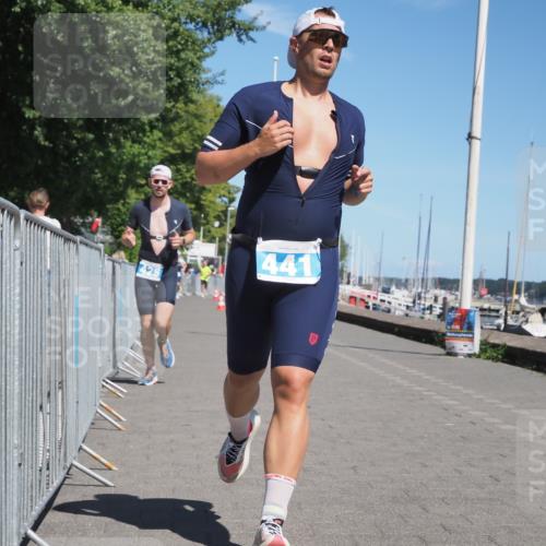 17.08.2025 - KN Förde Triathlon 2025 KatJ http://msf.ph/oto/8586361 17.08.2025 13:27:24 Laufen 425, 441 meine-sportfotos.de