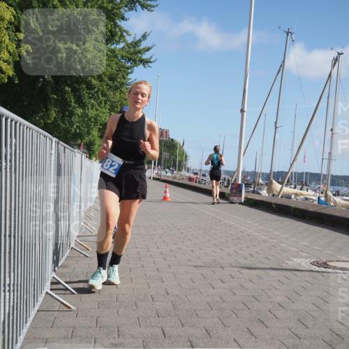 17.08.2025 - KN Förde Triathlon 2025 KatJ http://msf.ph/oto/8586374 17.08.2025 10:35:44 Laufen 172, 182 meine-sportfotos.de