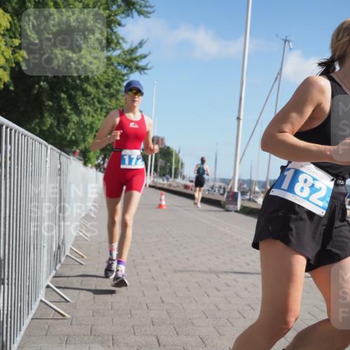 17.08.2025 - KN Förde Triathlon 2025 KatJ http://msf.ph/oto/8586399 17.08.2025 10:35:45 Laufen 172, 182, 242 meine-sportfotos.de