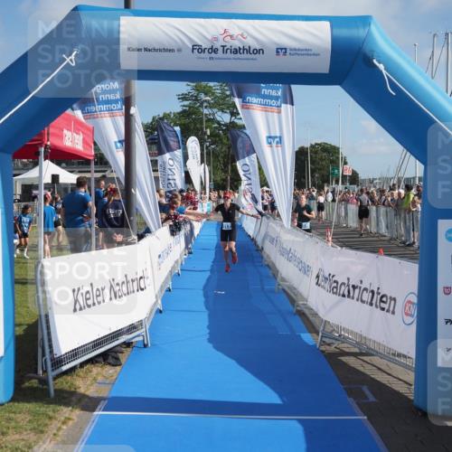 17.08.2025 - KN Förde Triathlon 2025 MichiJ http://msf.ph/oto/8586487 17.08.2025 10:25:55 Laufen 117 meine-sportfotos.de