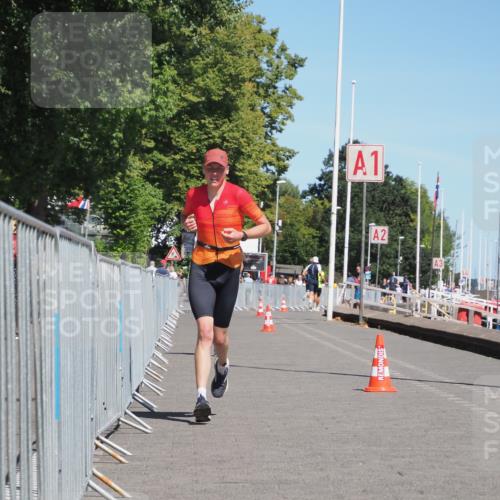 17.08.2025 - KN Förde Triathlon 2025 KatJ http://msf.ph/oto/8586507 17.08.2025 13:28:02 Laufen 424, 472 meine-sportfotos.de
