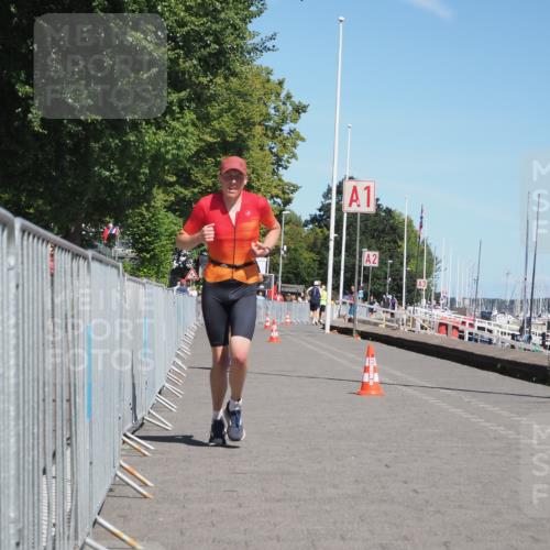 17.08.2025 - KN Förde Triathlon 2025 KatJ http://msf.ph/oto/8586526 17.08.2025 13:28:03 Laufen 424, 472 meine-sportfotos.de