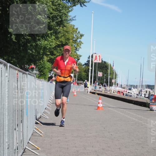 17.08.2025 - KN Förde Triathlon 2025 KatJ http://msf.ph/oto/8586532 17.08.2025 13:28:04 Laufen 424, 472 meine-sportfotos.de