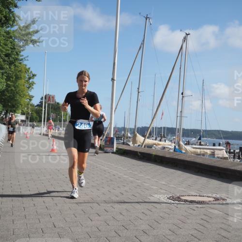 17.08.2025 - KN Förde Triathlon 2025 KatJ http://msf.ph/oto/8586540 17.08.2025 10:36:02 Laufen 102, 246 meine-sportfotos.de