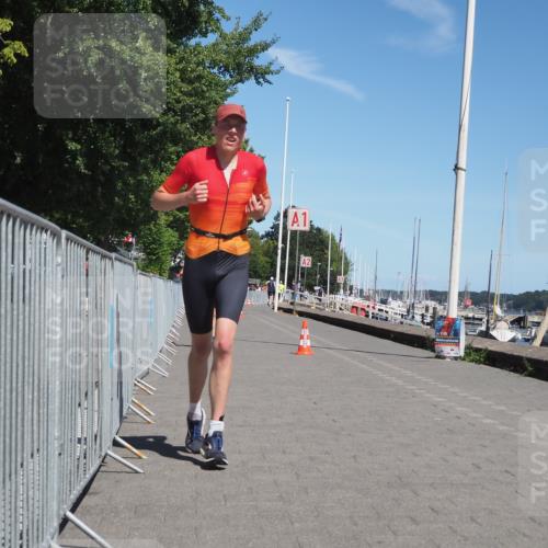 17.08.2025 - KN Förde Triathlon 2025 KatJ http://msf.ph/oto/8586552 17.08.2025 13:28:05 Laufen 424, 472 meine-sportfotos.de