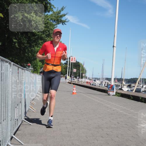 17.08.2025 - KN Förde Triathlon 2025 KatJ http://msf.ph/oto/8586555 17.08.2025 13:28:05 Laufen 424, 472 meine-sportfotos.de
