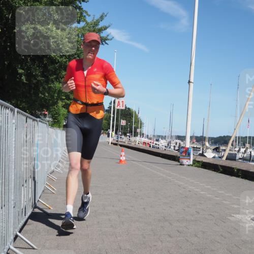 17.08.2025 - KN Förde Triathlon 2025 KatJ http://msf.ph/oto/8586562 17.08.2025 13:28:05 Laufen 424, 472 meine-sportfotos.de