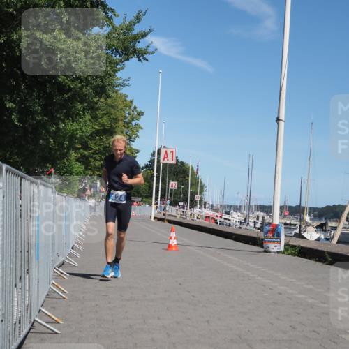 17.08.2025 - KN Förde Triathlon 2025 KatJ http://msf.ph/oto/8586565 17.08.2025 13:28:08 Laufen 424, 472 meine-sportfotos.de