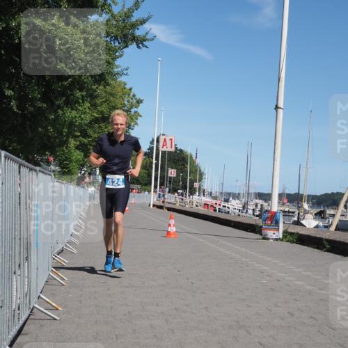 17.08.2025 - KN Förde Triathlon 2025 KatJ http://msf.ph/oto/8586573 17.08.2025 13:28:08 Laufen 424, 472 meine-sportfotos.de