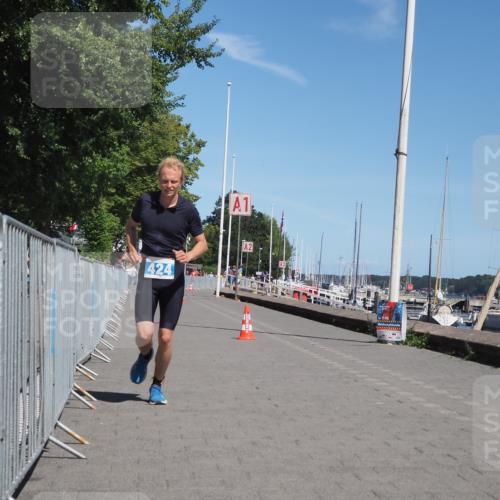 17.08.2025 - KN Förde Triathlon 2025 KatJ http://msf.ph/oto/8586578 17.08.2025 13:28:08 Laufen 424, 472 meine-sportfotos.de