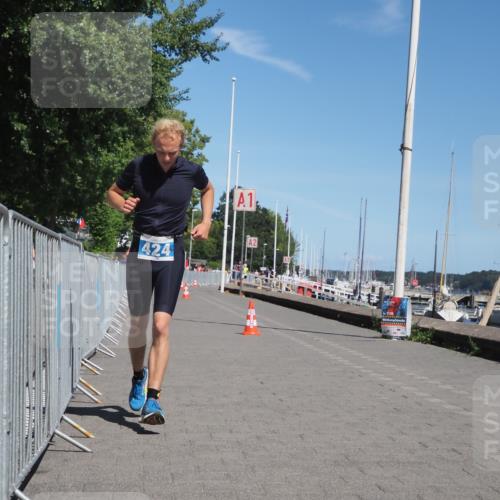 17.08.2025 - KN Förde Triathlon 2025 KatJ http://msf.ph/oto/8586588 17.08.2025 13:28:09 Laufen 424 meine-sportfotos.de